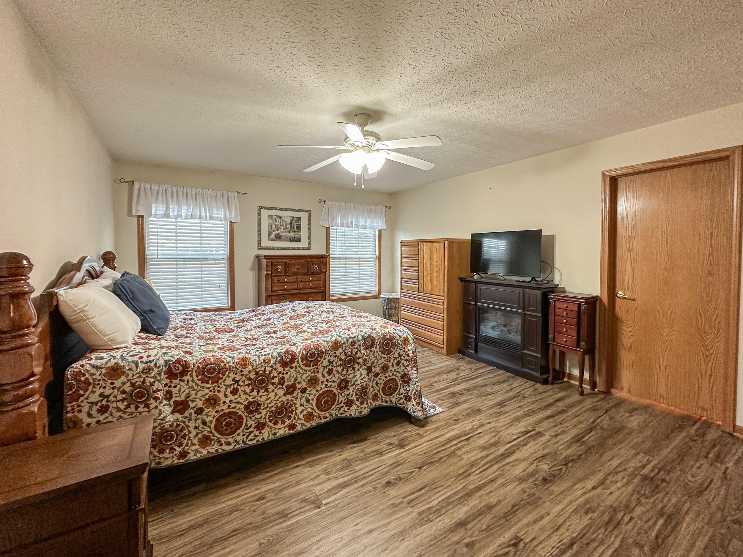 829 Sharon Valley Road