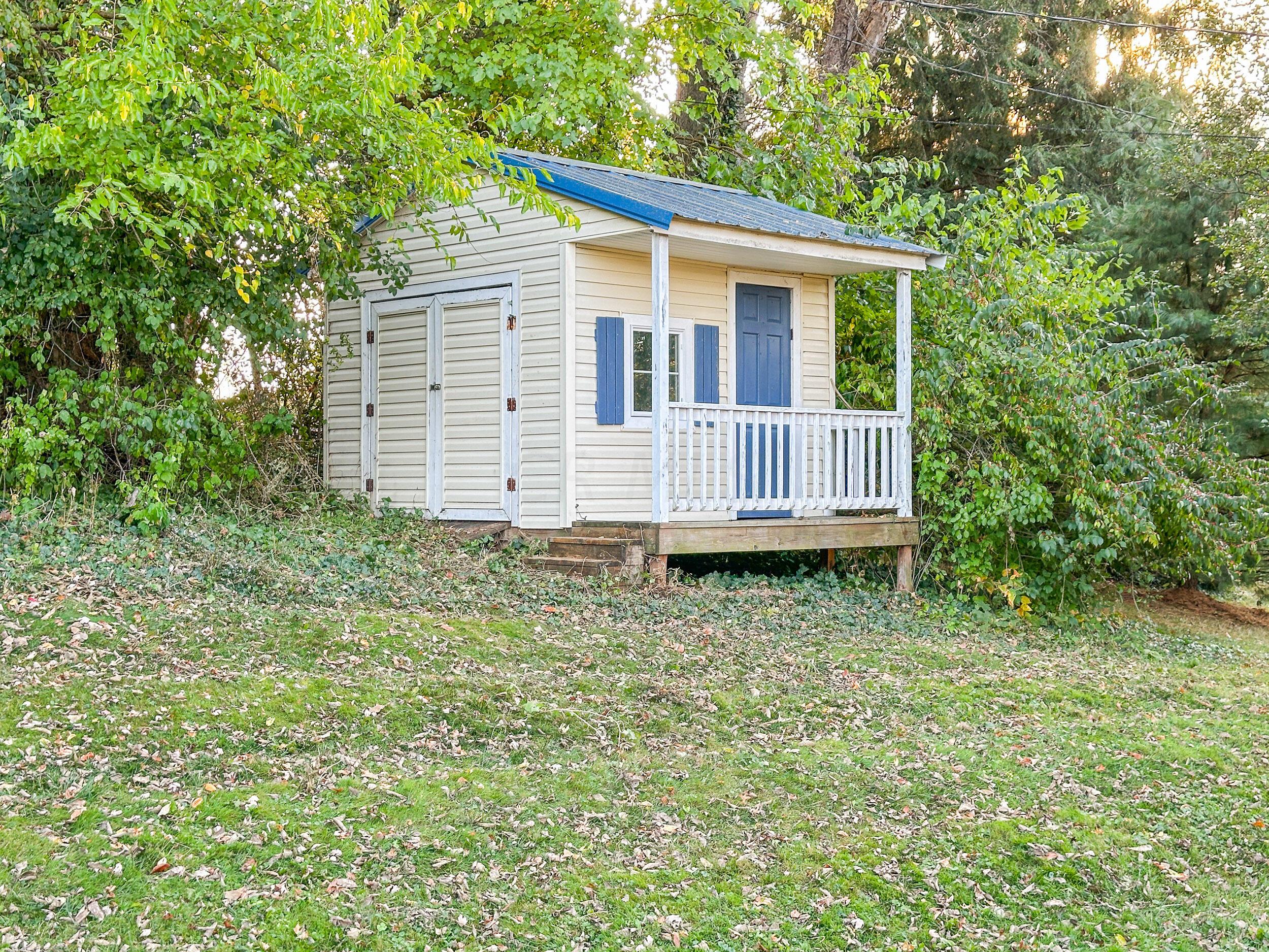 829 Sharon Valley Road