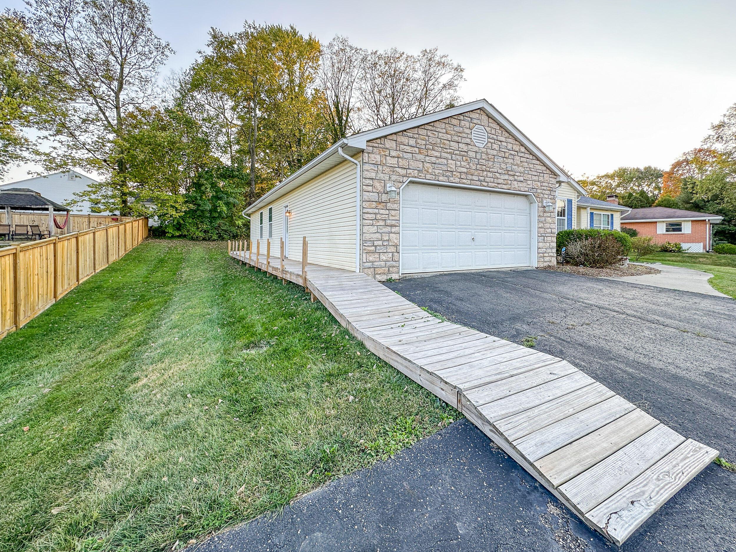 829 Sharon Valley Road