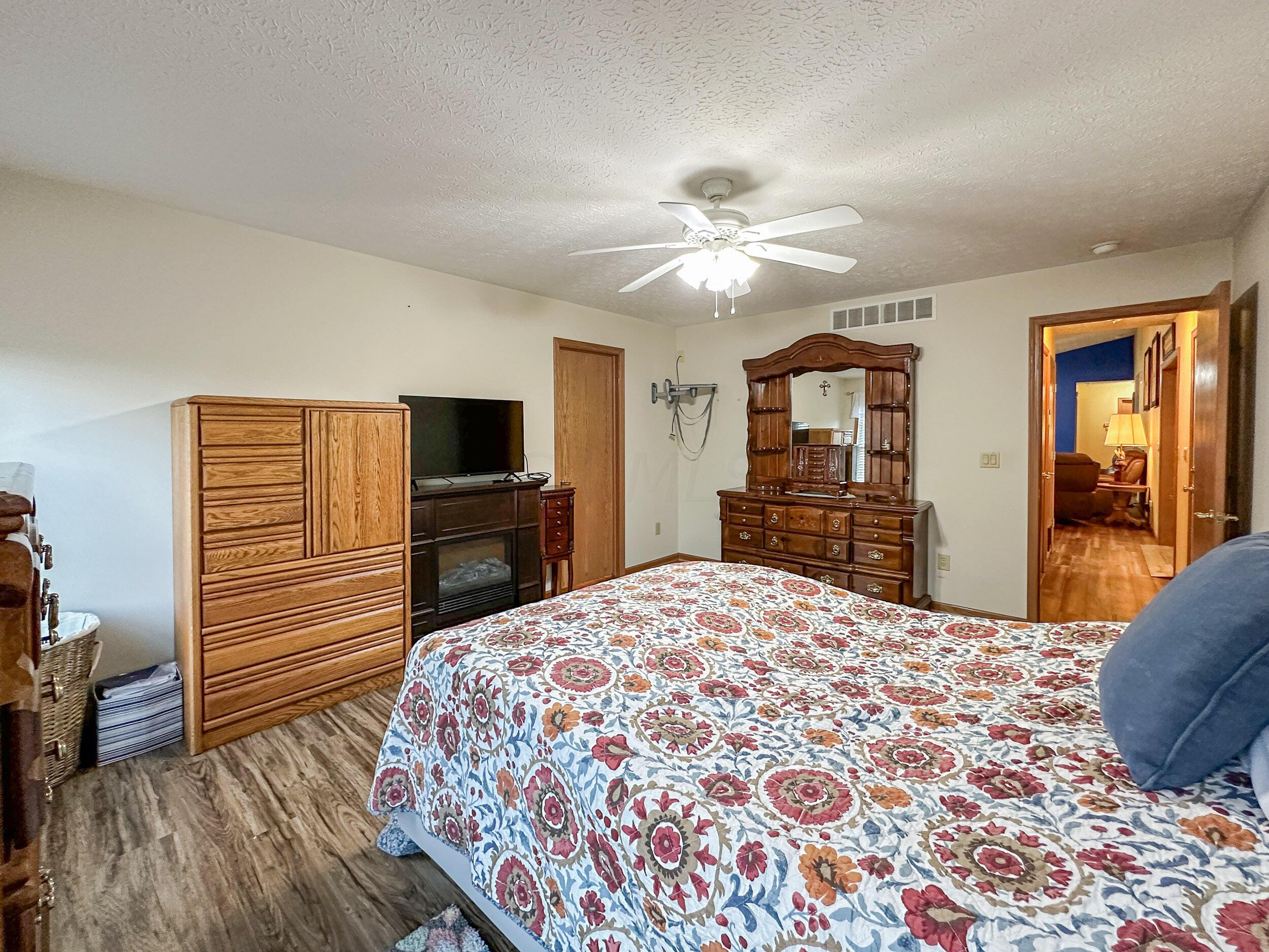 829 Sharon Valley Road