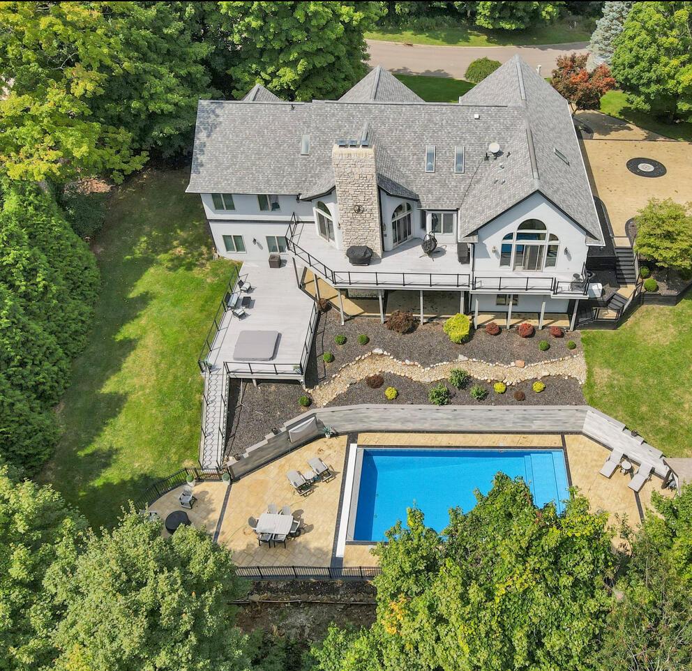 1499 Highpoint Drive