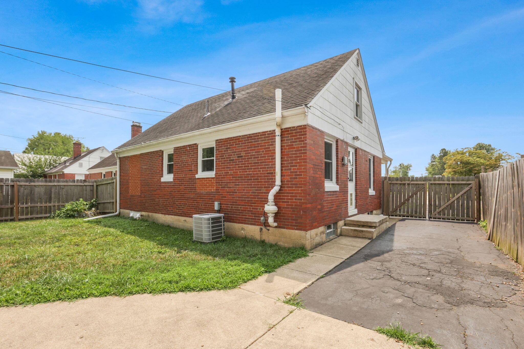 214 Pierson Boulevard