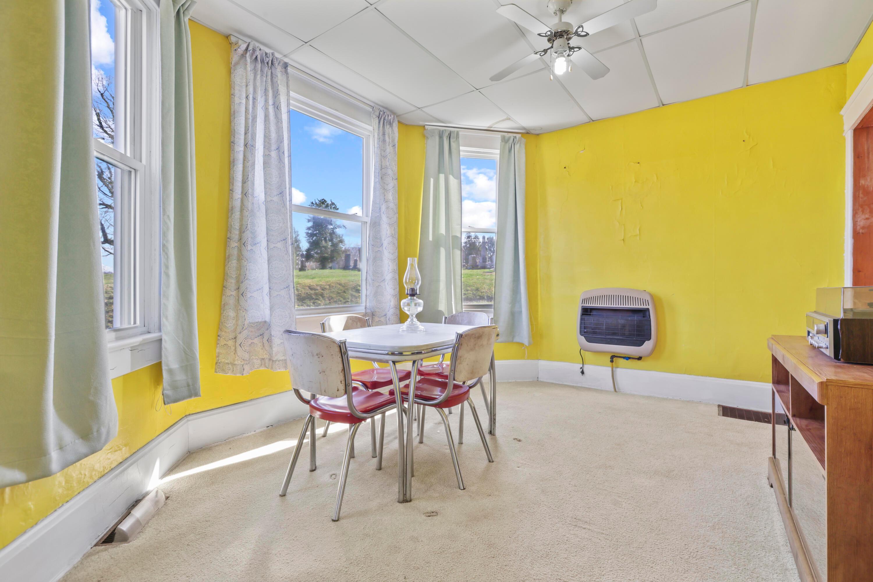 251 Zanesville Road