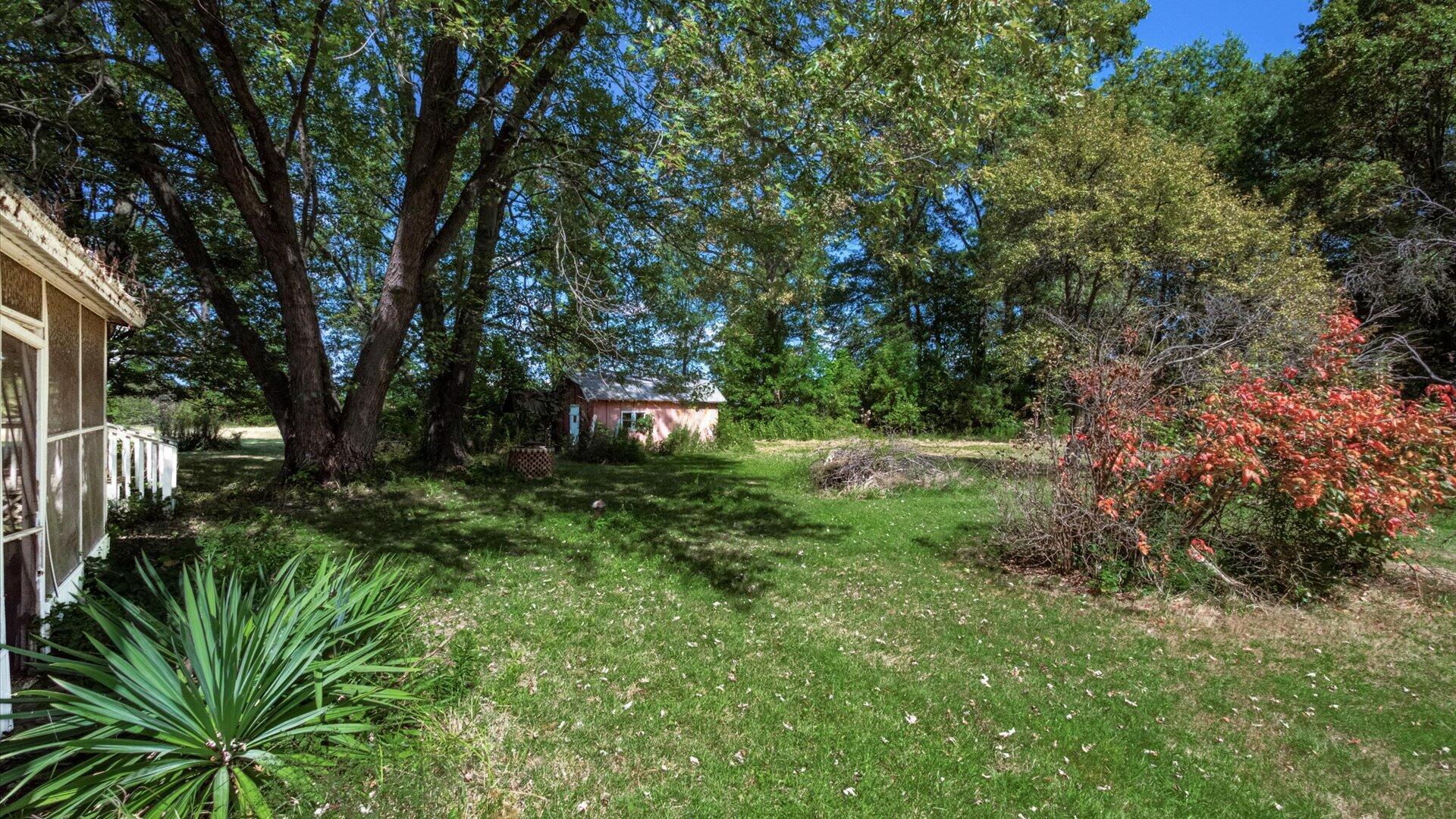 10475 Hazelton Etna Road SW