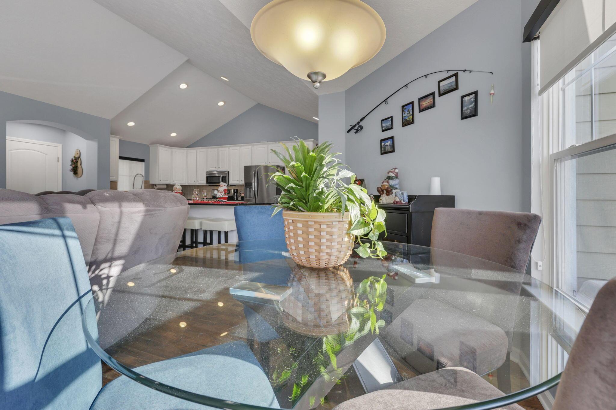 502 Providence Lane, 20