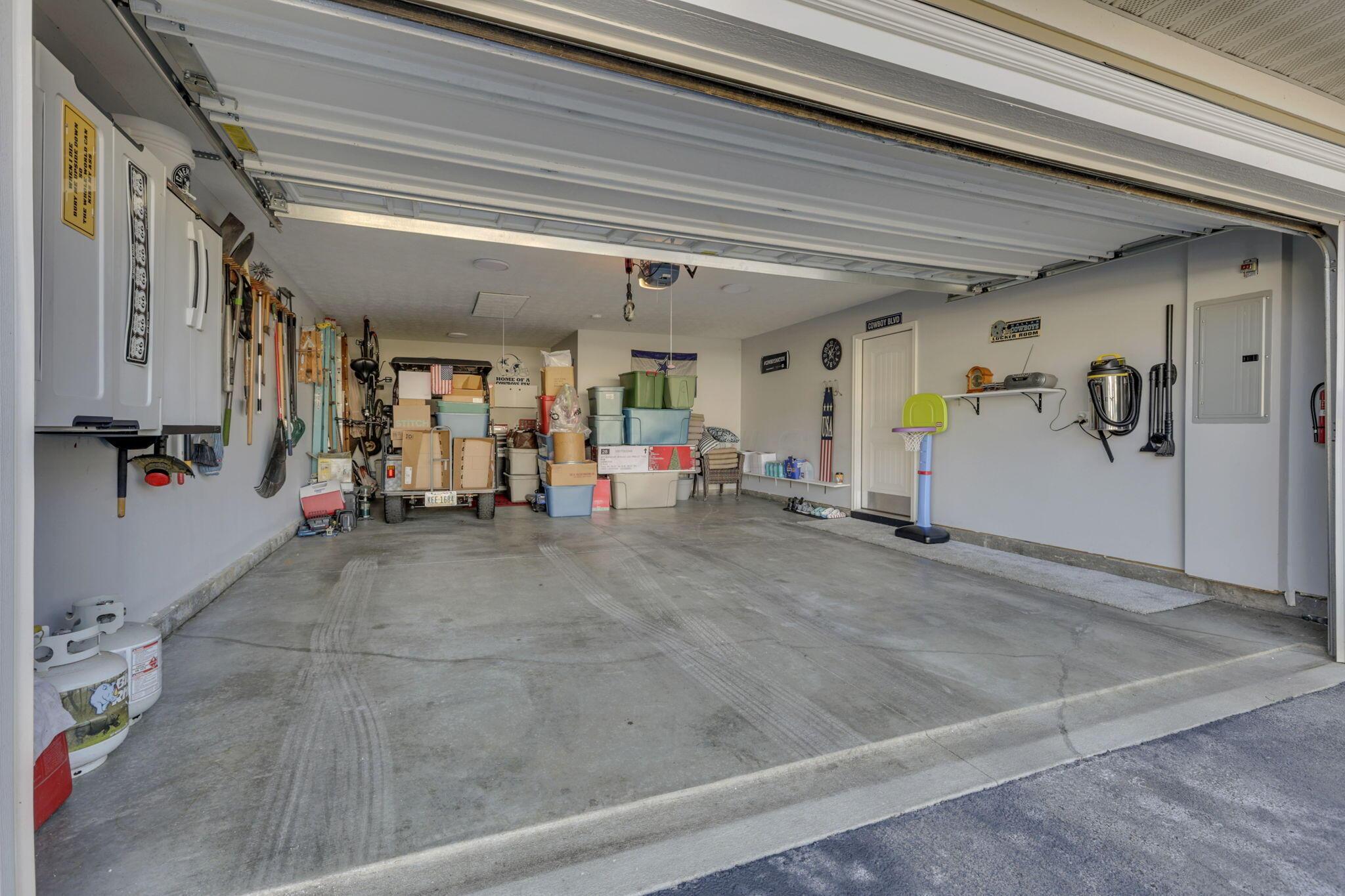 502 Providence Lane, 20