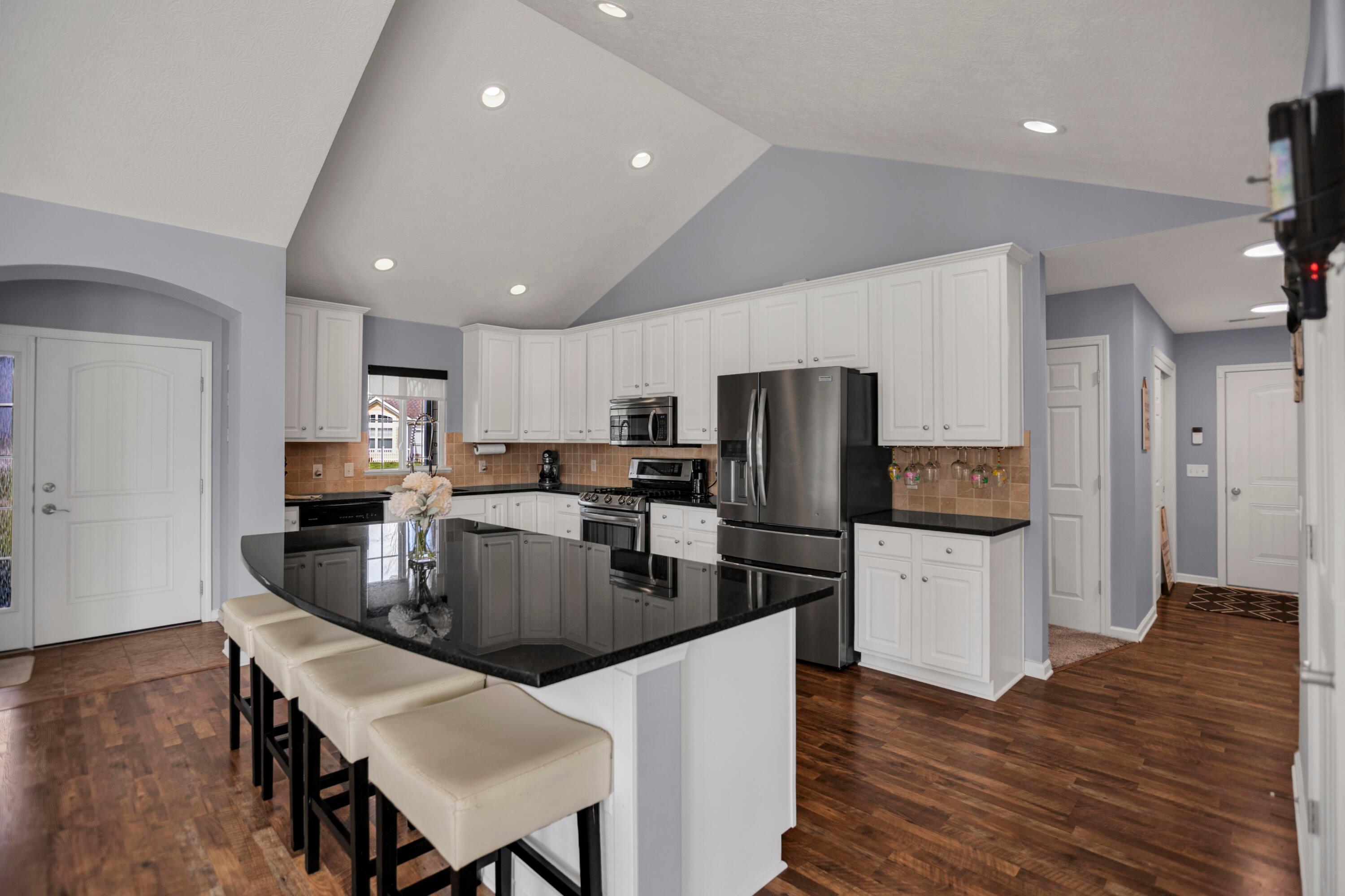 502 Providence Lane, 20