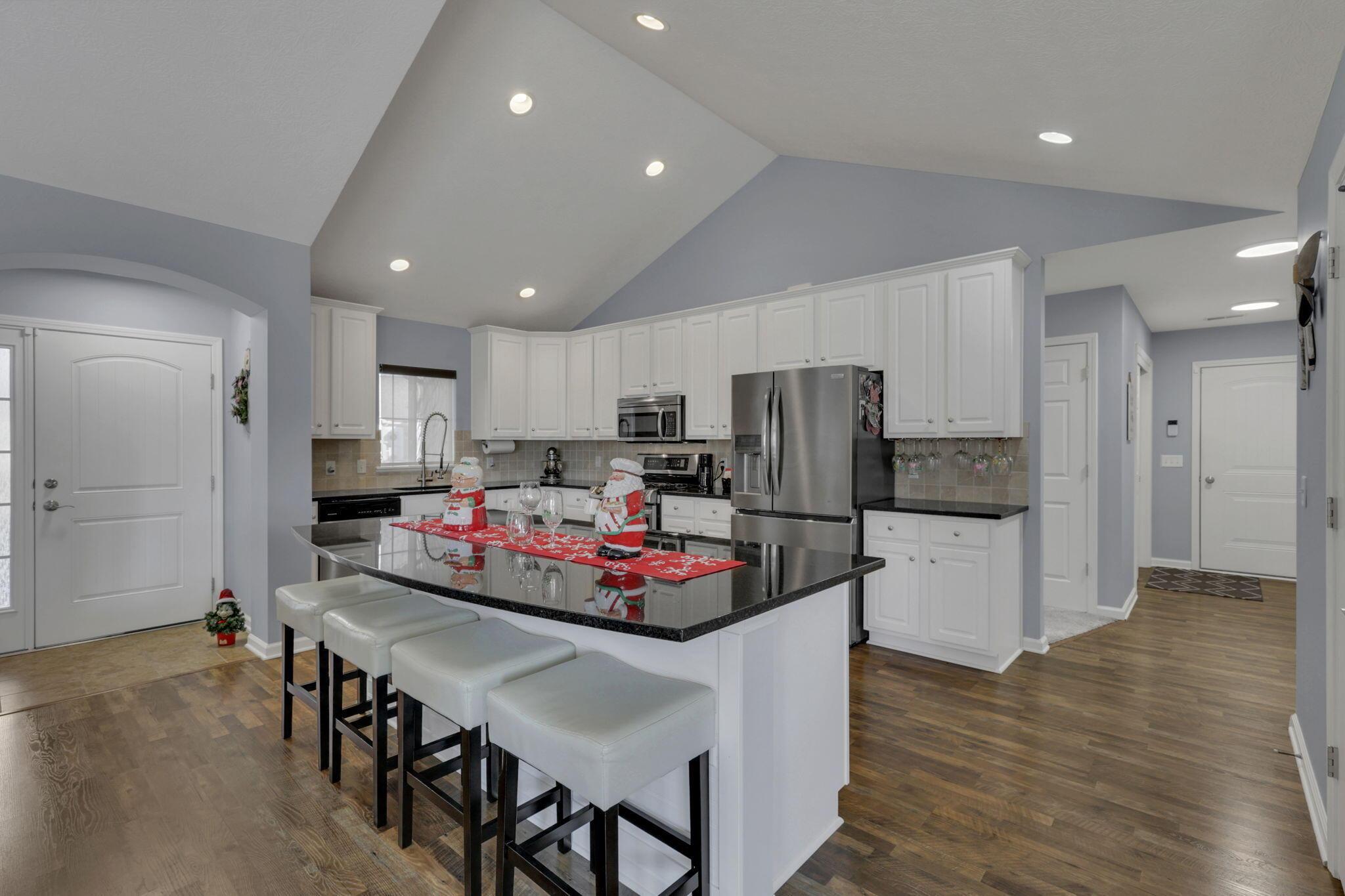 502 Providence Lane, 20