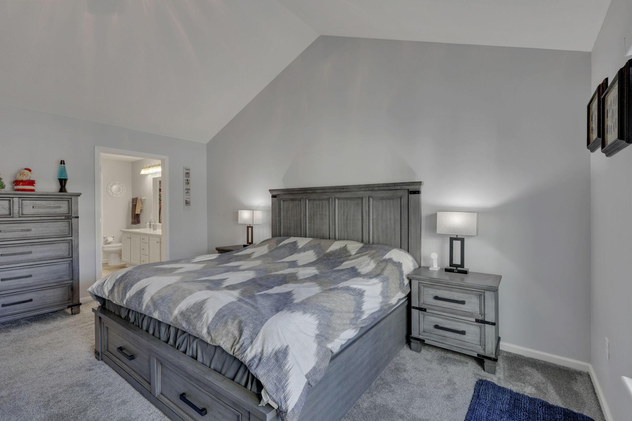 502 Providence Lane, 20