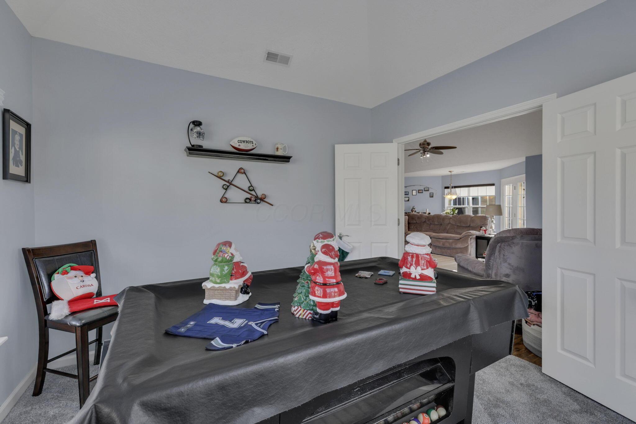 502 Providence Lane, 20