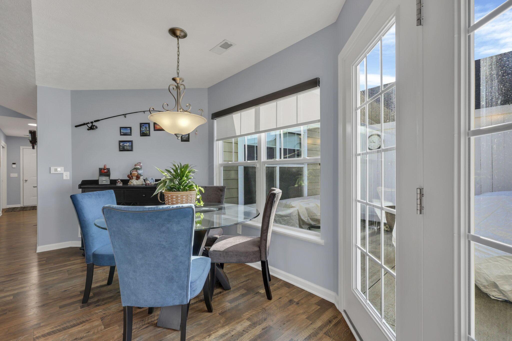 502 Providence Lane, 20