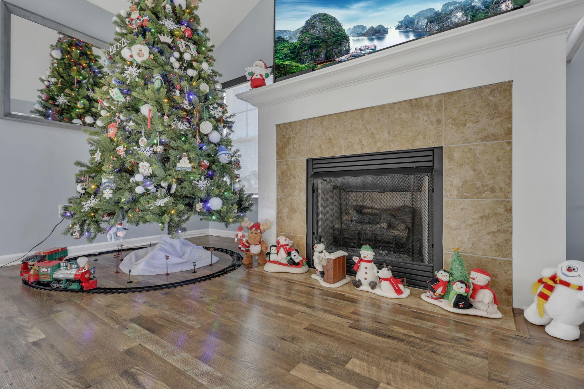 502 Providence Lane, 20