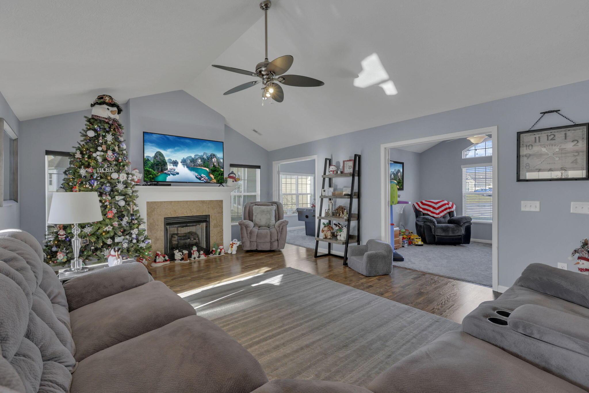 502 Providence Lane, 20