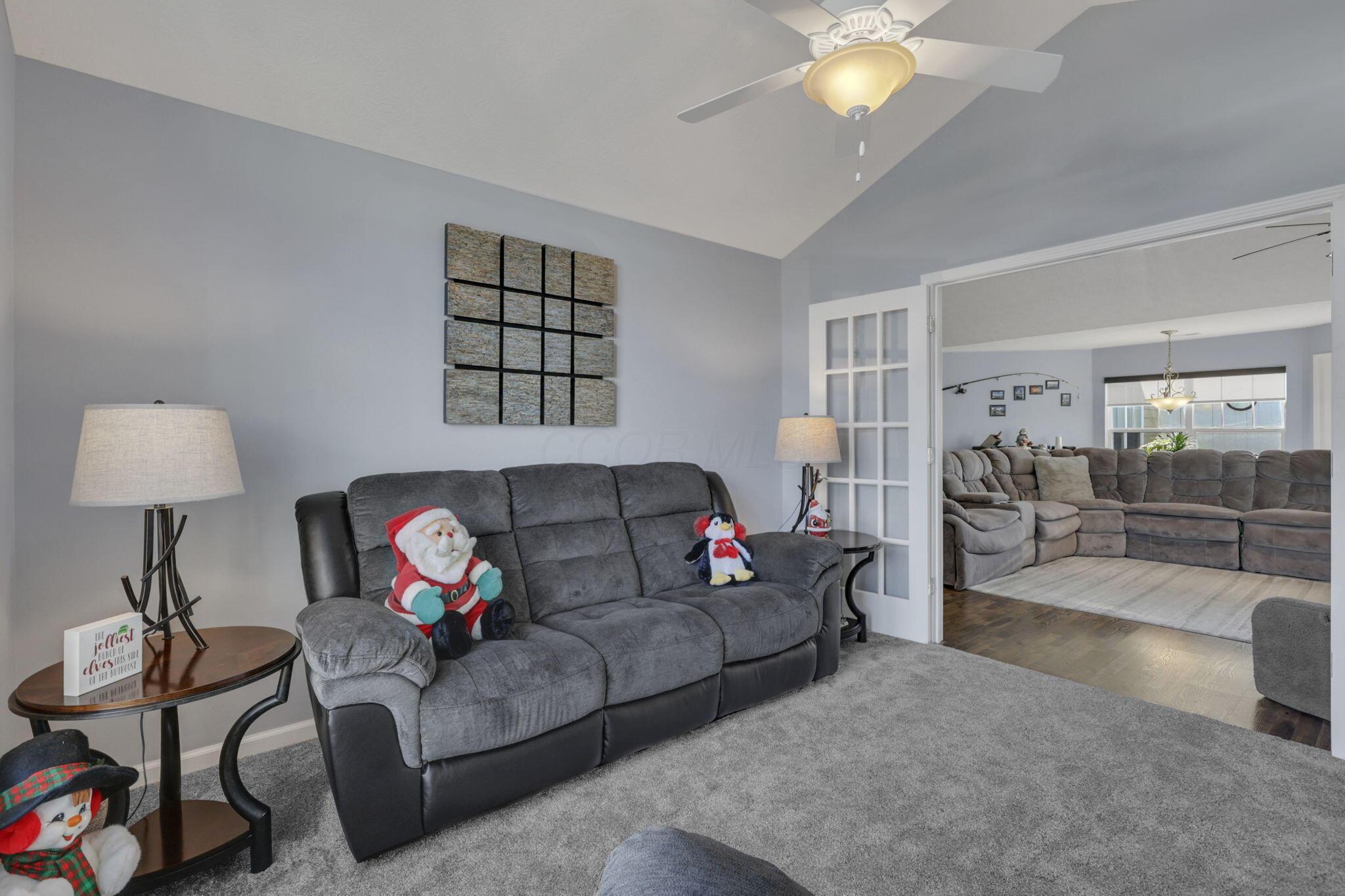 502 Providence Lane, 20