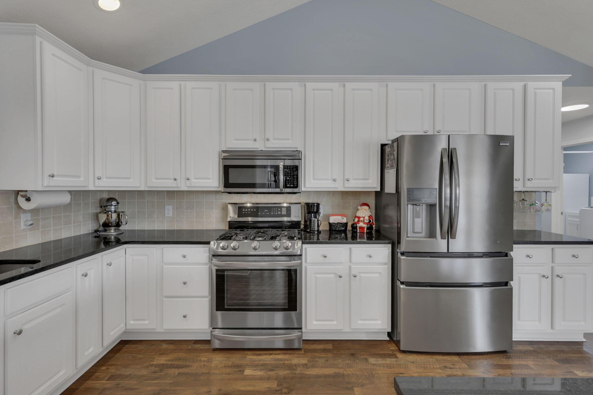 502 Providence Lane, 20