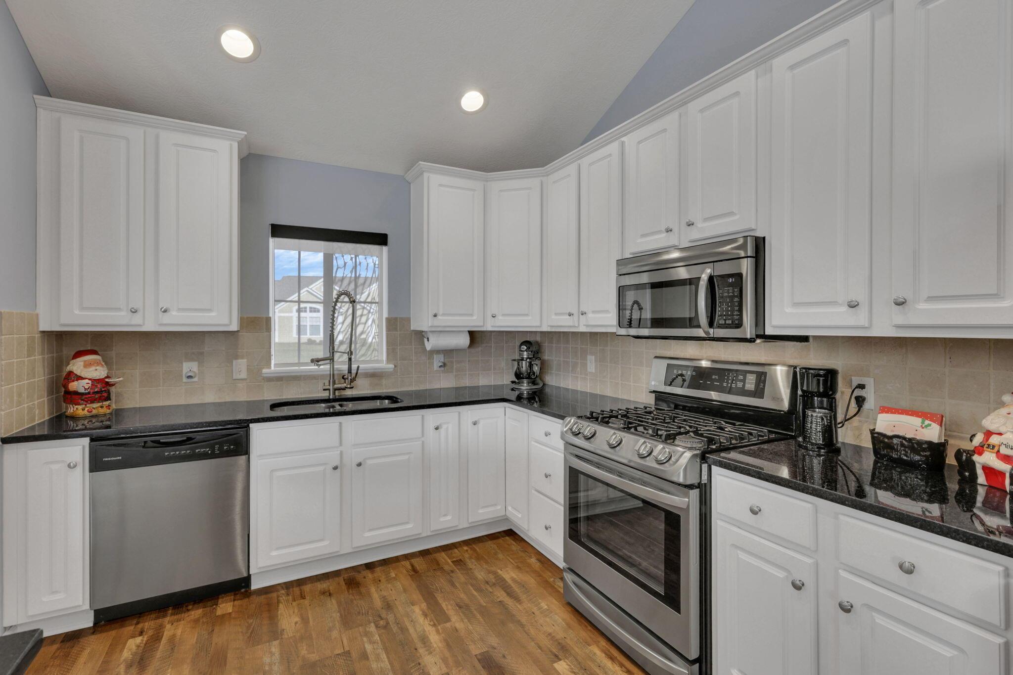 502 Providence Lane, 20