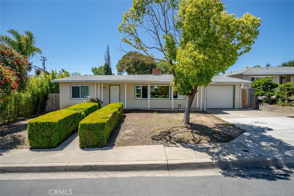 418 Cuesta Drive