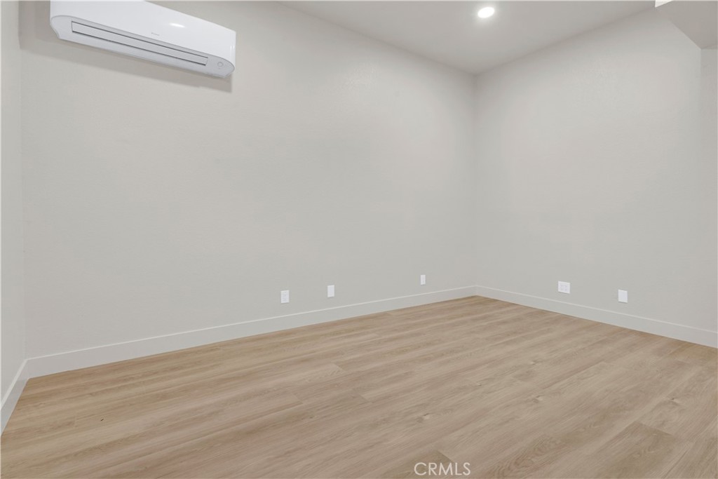 1427 Pine