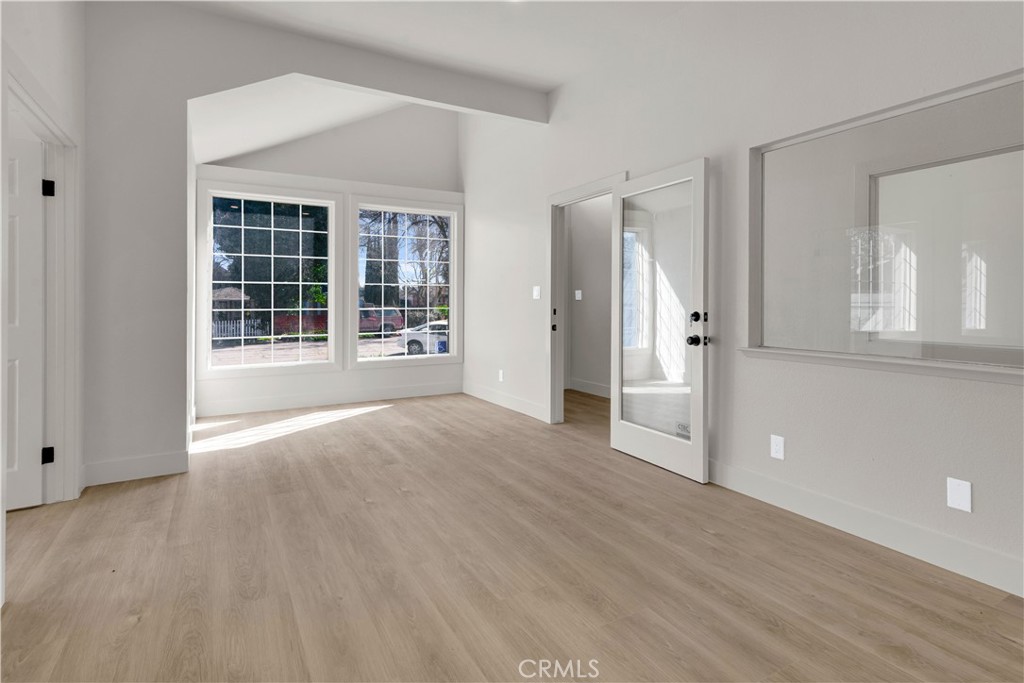 1427 Pine