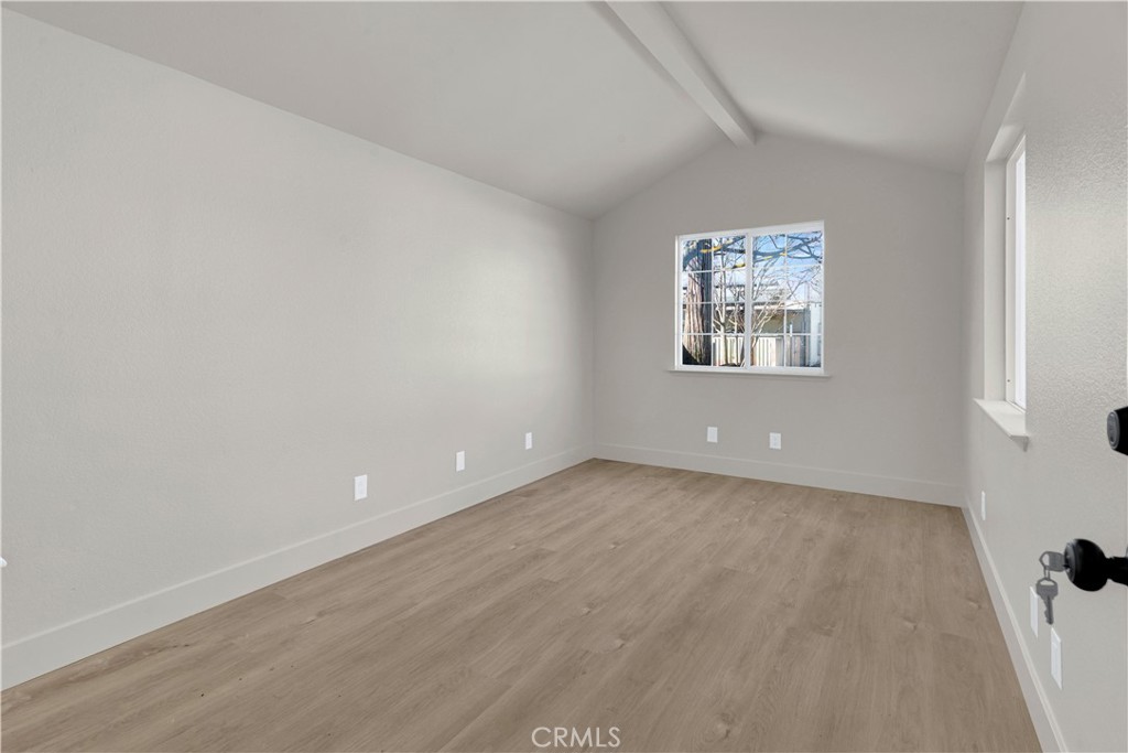 1427 Pine