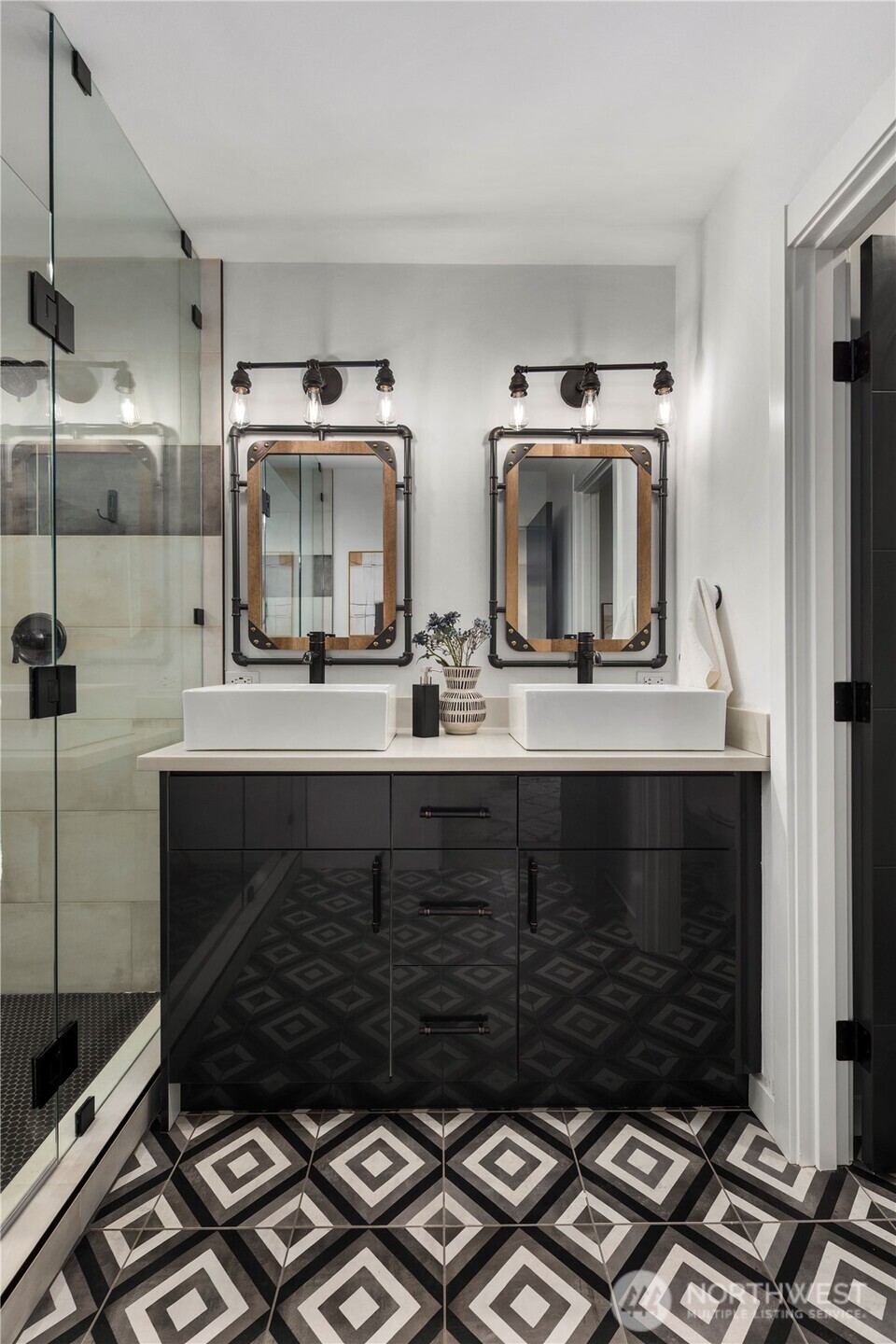 6019 Fauntleroy Way SW Unit: B