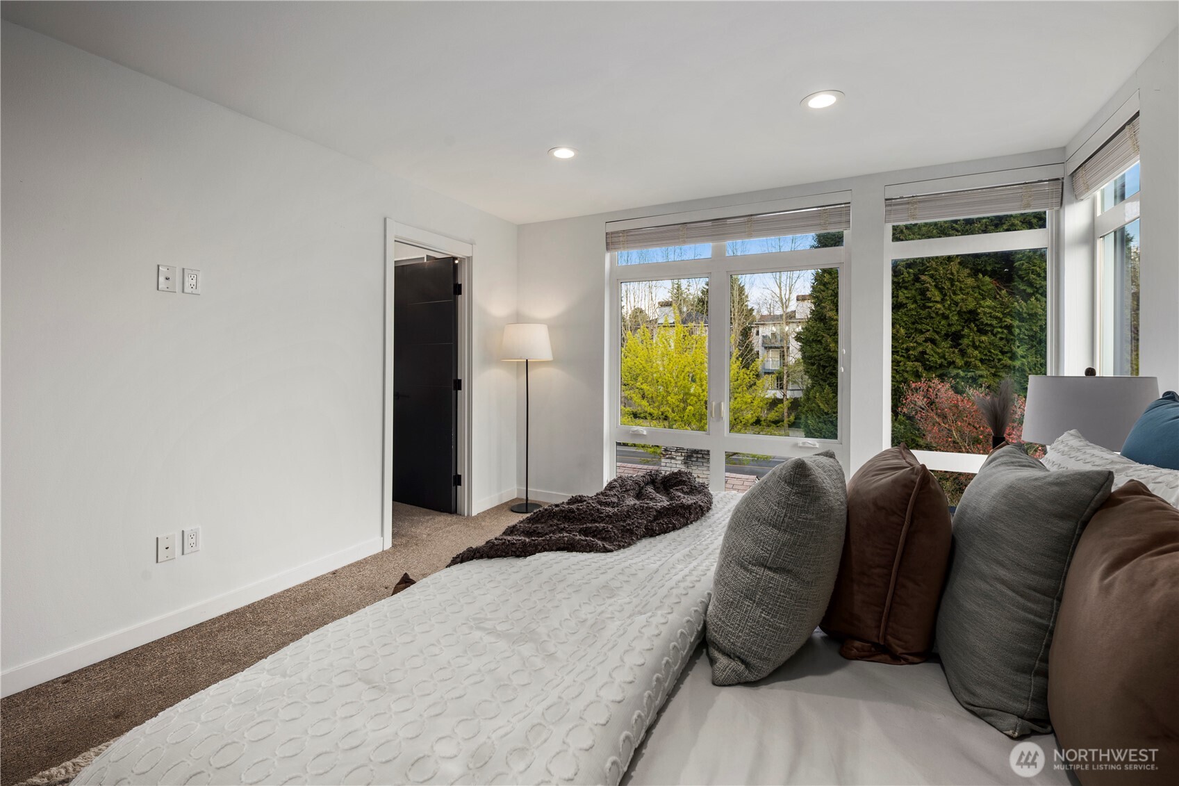 6019 Fauntleroy Way SW Unit: B