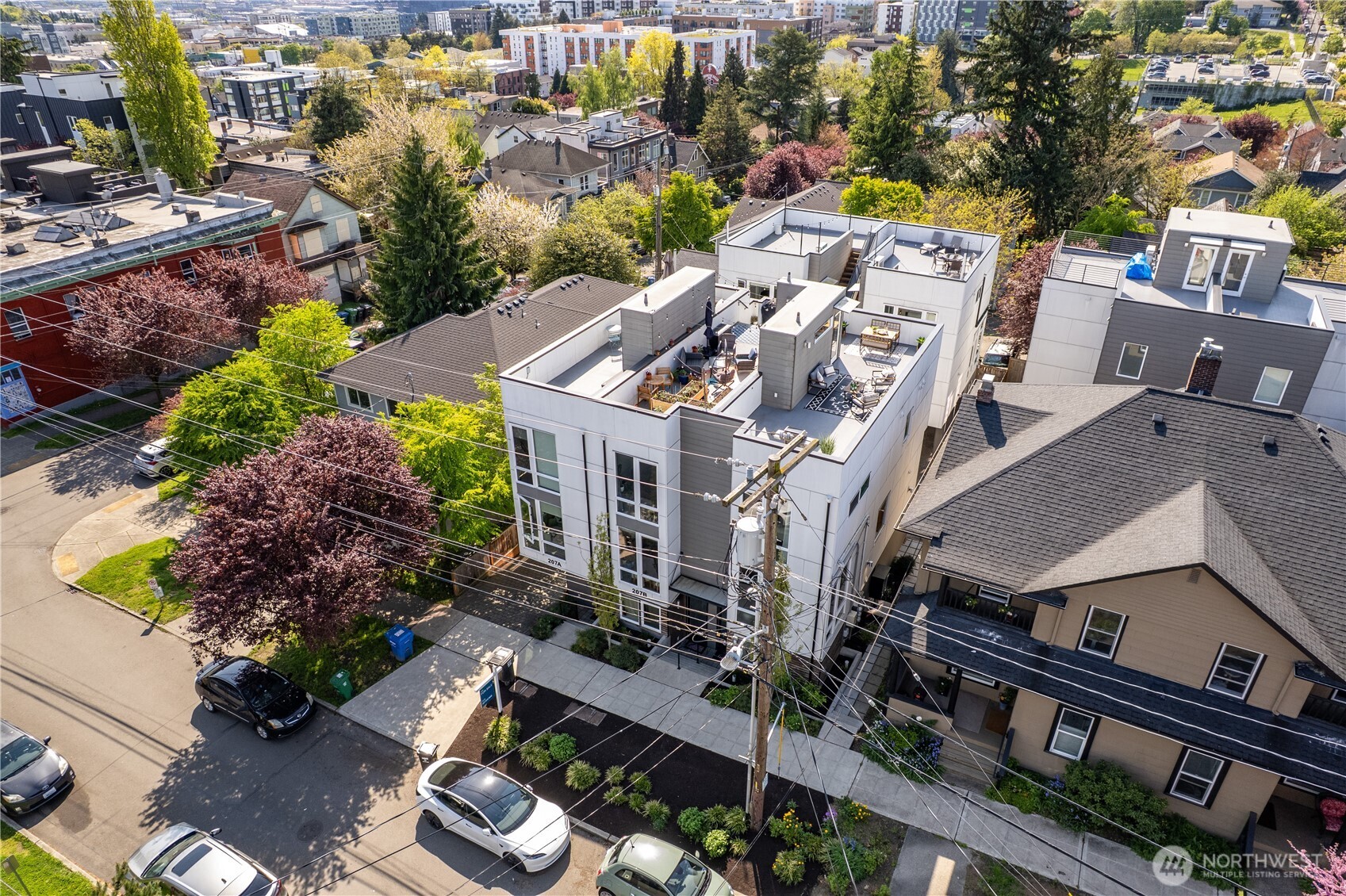 207 16th Avenue Unit: C