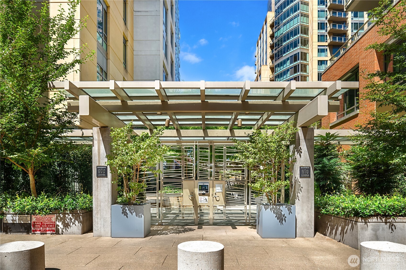 900 Lenora Street Unit: W901