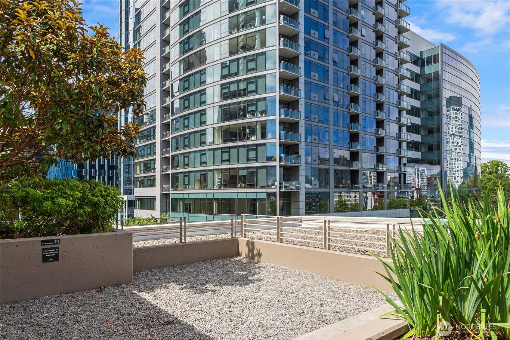 900 Lenora Street Unit: W901
