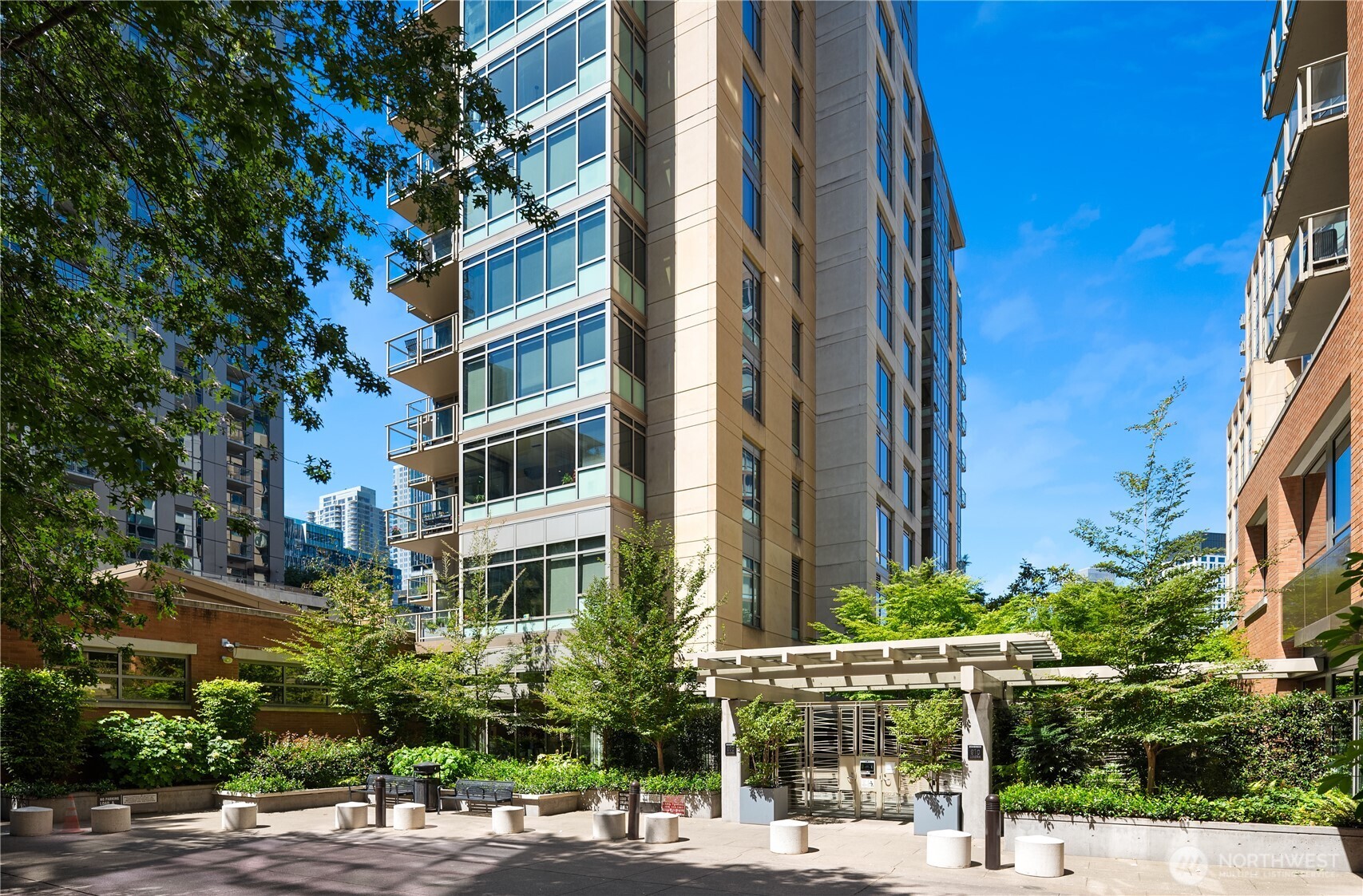 900 Lenora Street Unit: W901