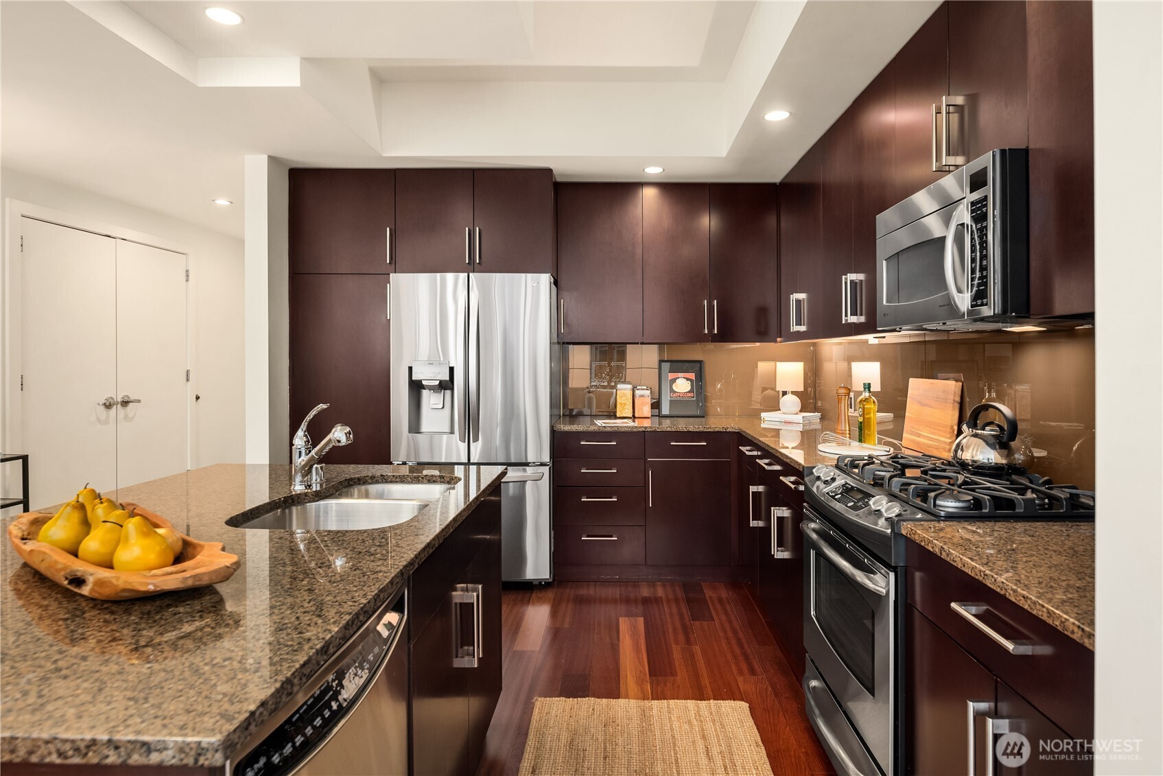 900 Lenora Street Unit: W901