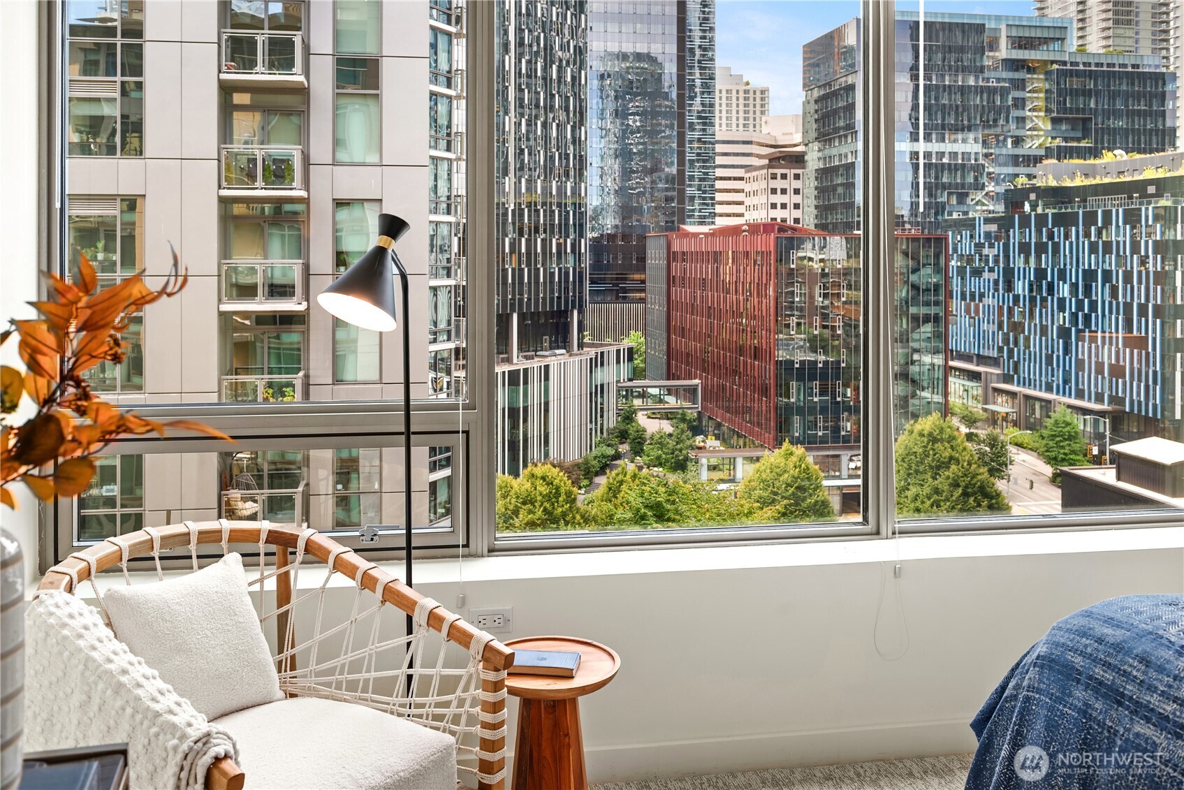 900 Lenora Street Unit: W901