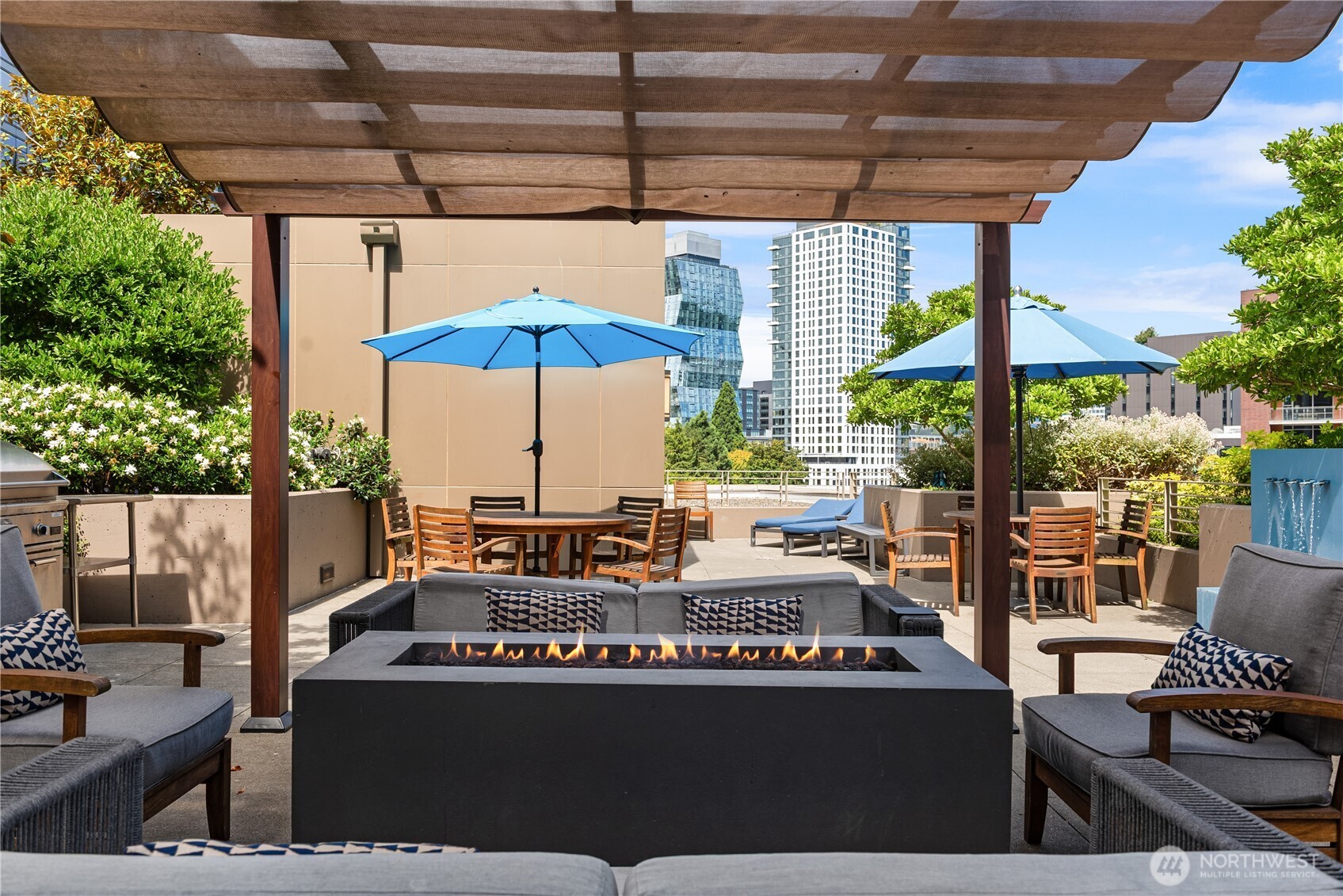 900 Lenora Street Unit: W901
