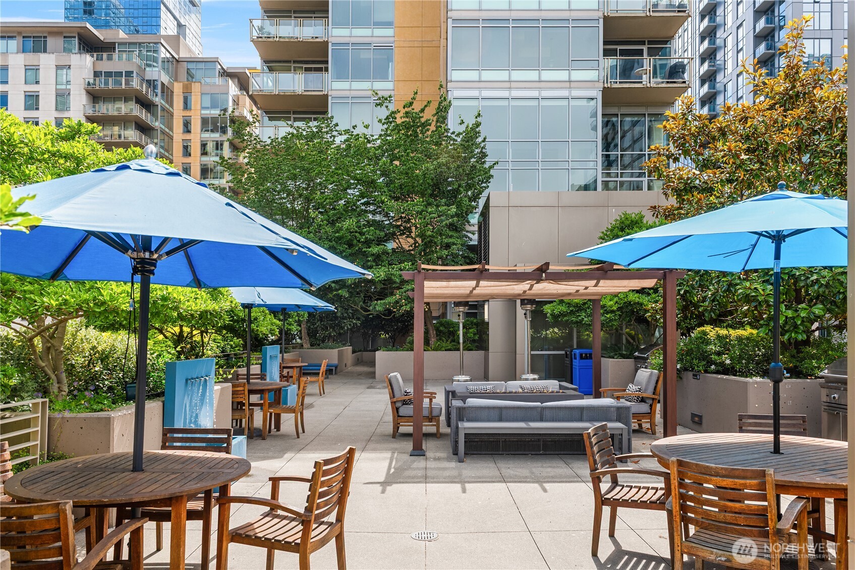 900 Lenora Street Unit: W901