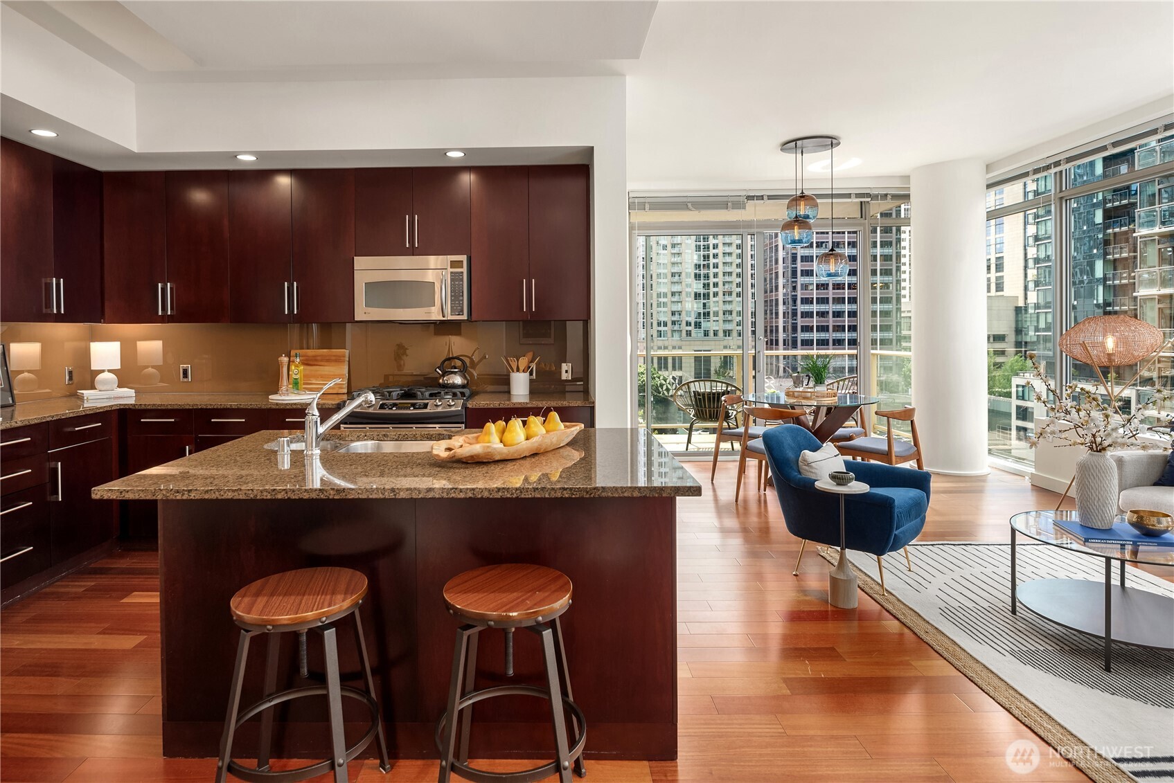 900 Lenora Street Unit: W901