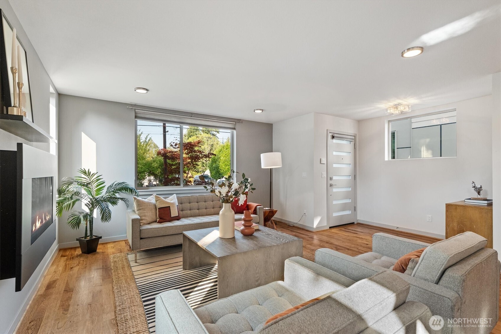 12004 40th Avenue NE