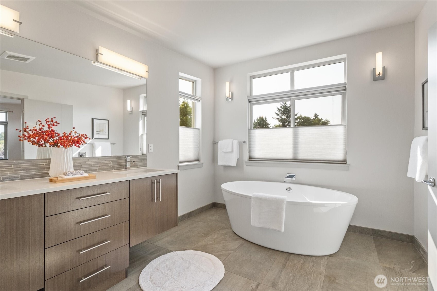 12004 40th Avenue NE