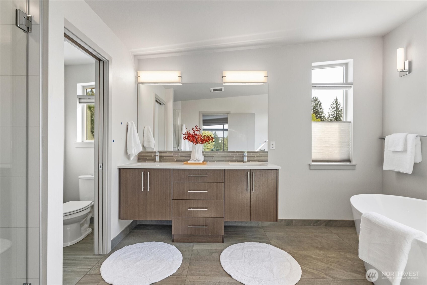 12004 40th Avenue NE