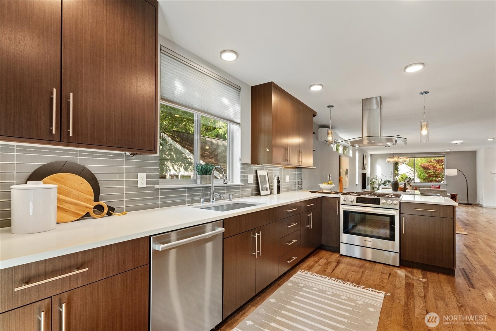 12004 40th Avenue NE