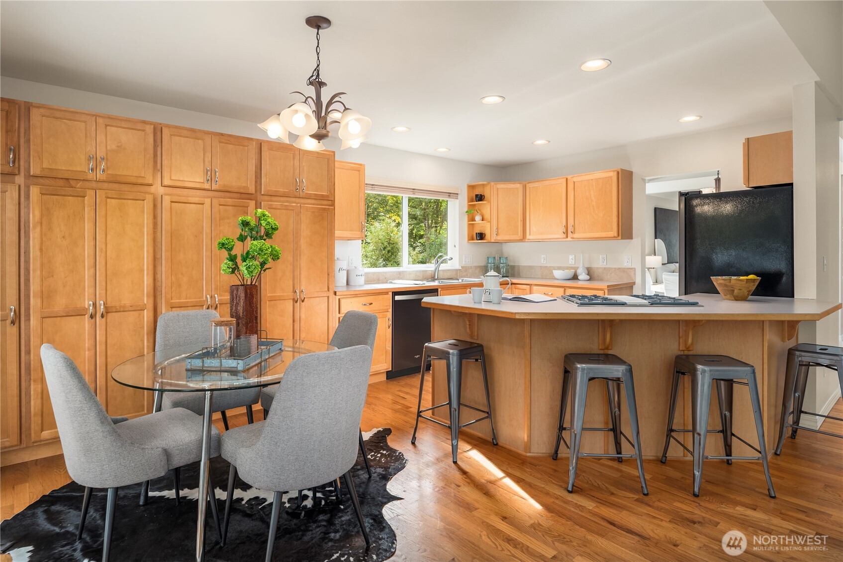 1052 S 264th Street