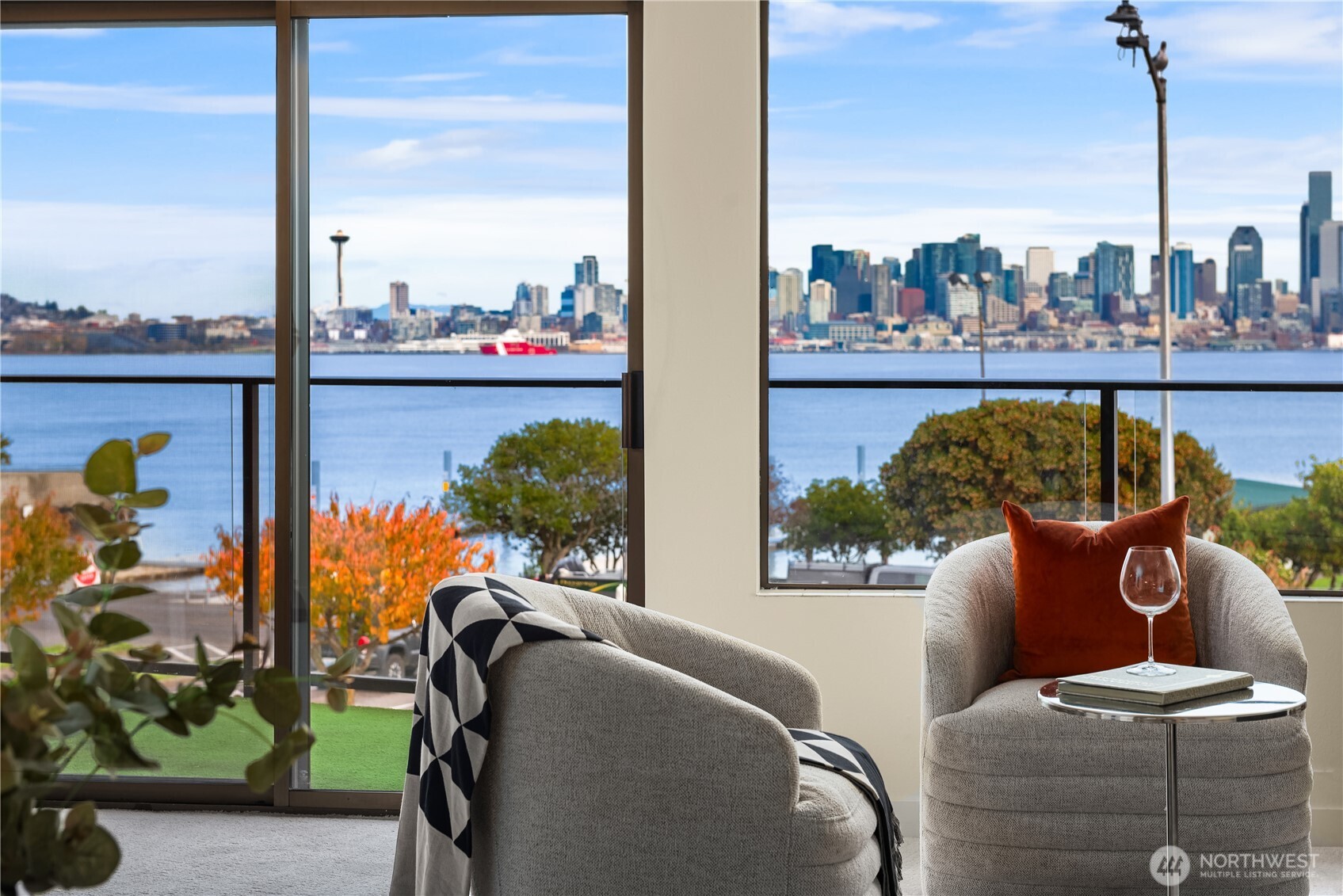 1301 Harbor Avenue SW Unit: 211