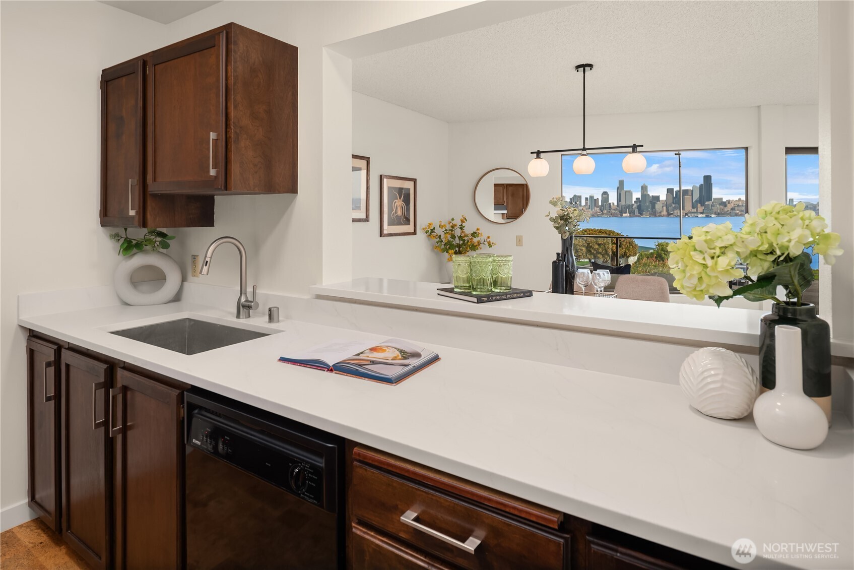 1301 Harbor Avenue SW Unit: 211