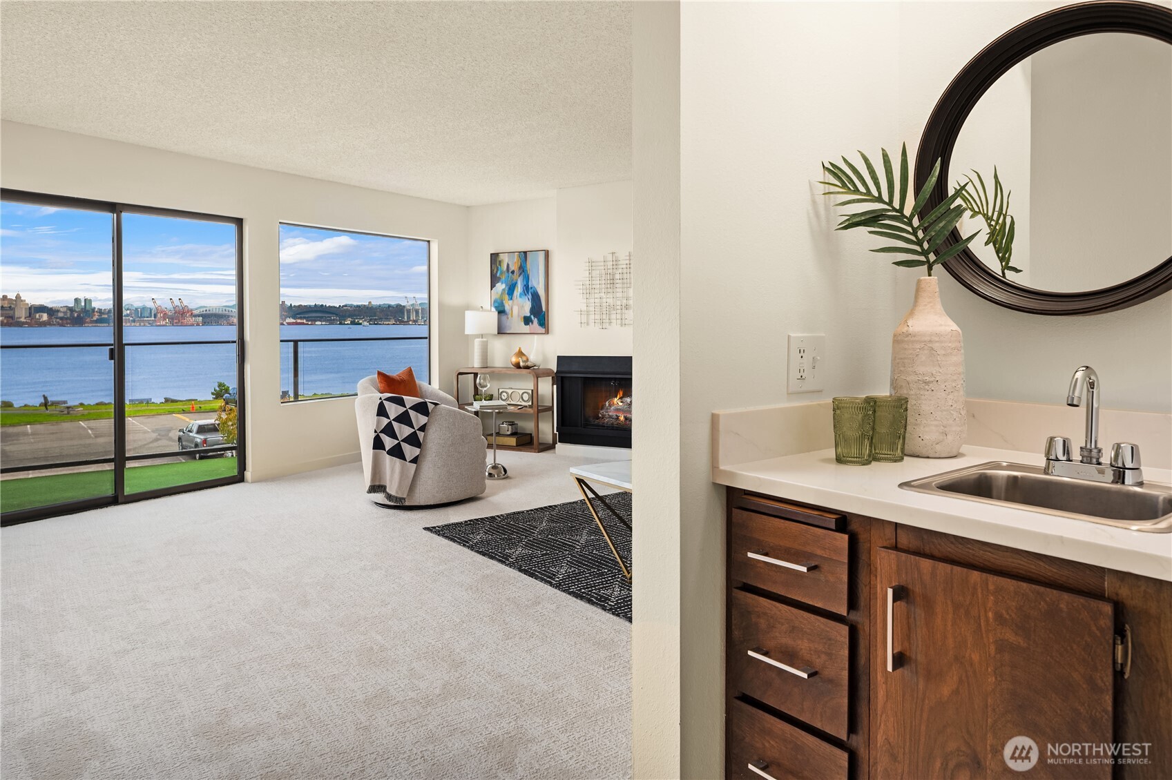 1301 Harbor Avenue SW Unit: 211