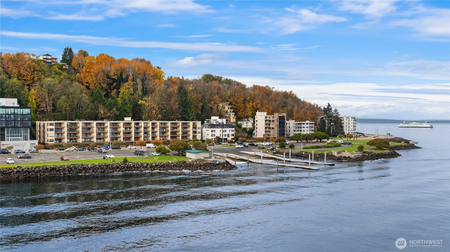 1301 Harbor Avenue SW Unit: 211