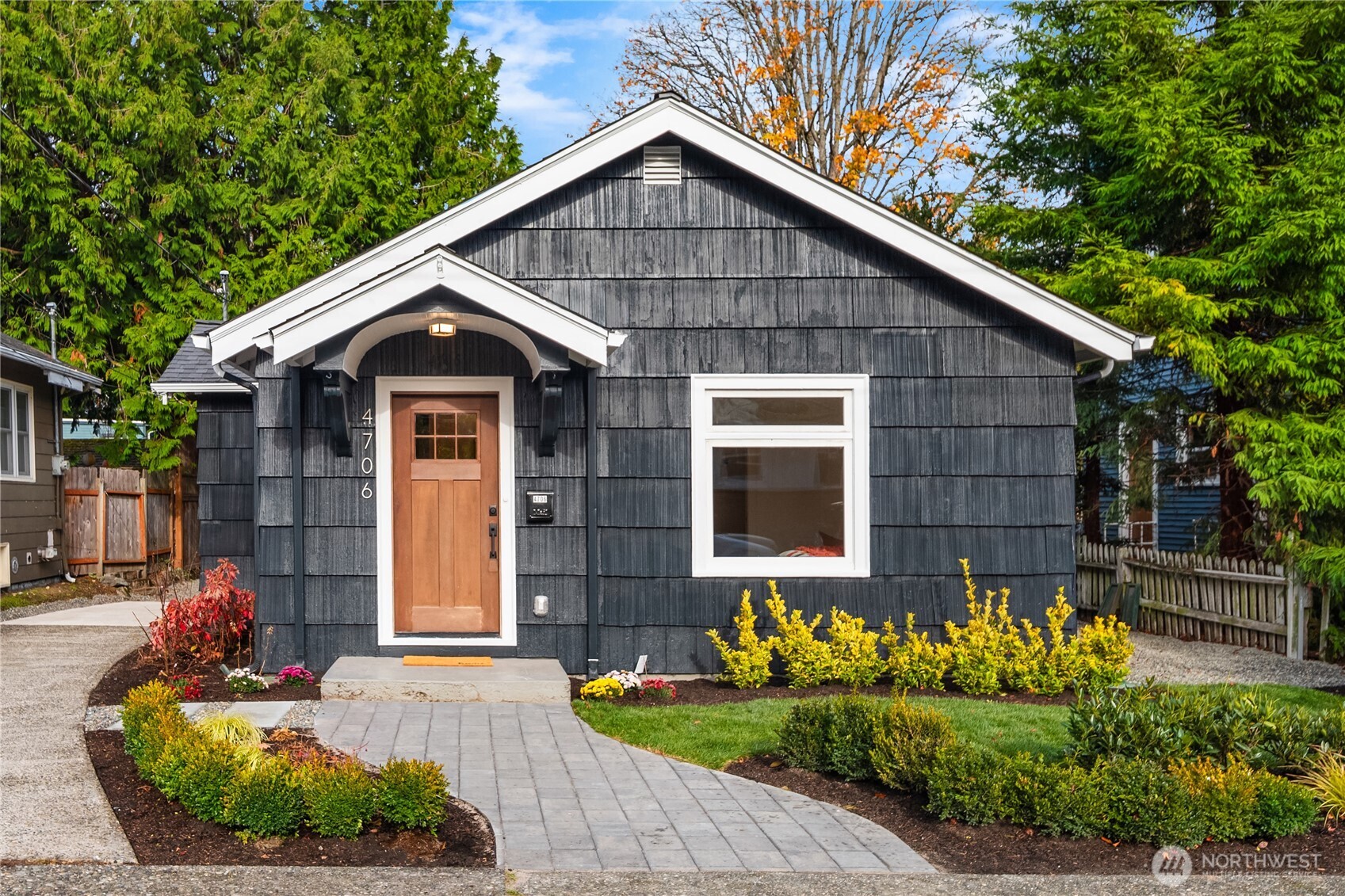 4706 SW Othello Street