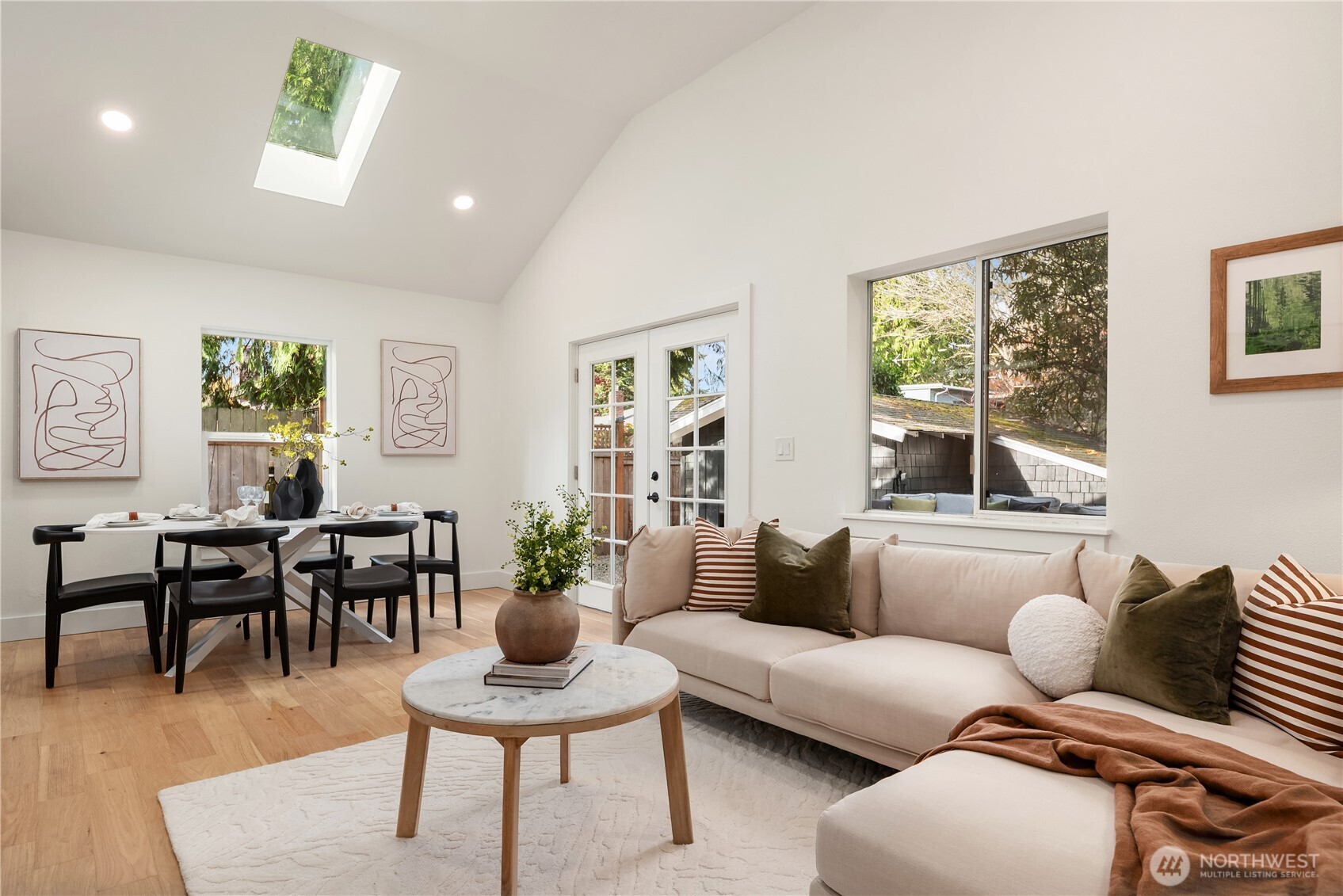 4706 SW Othello Street