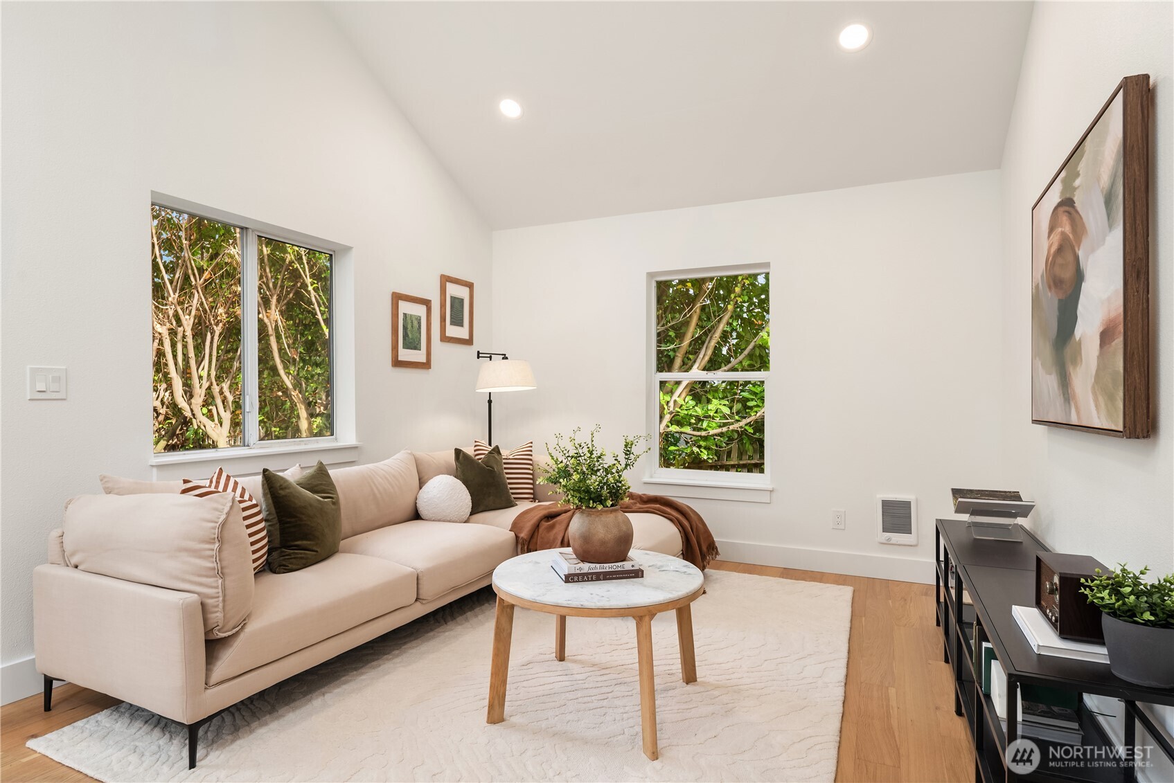 4706 SW Othello Street