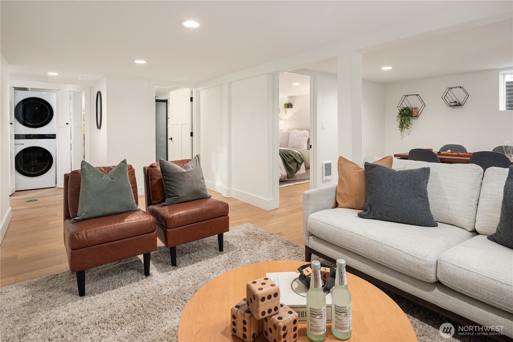 4706 SW Othello Street