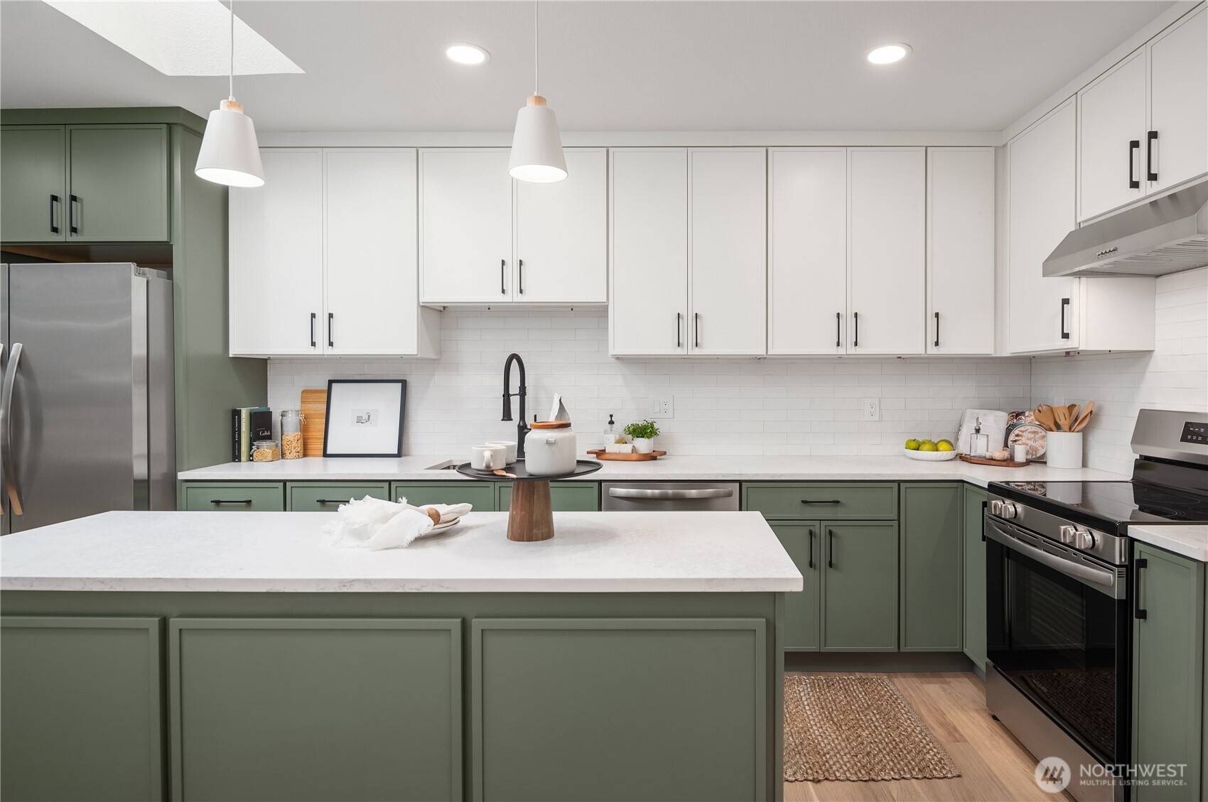 4706 SW Othello Street