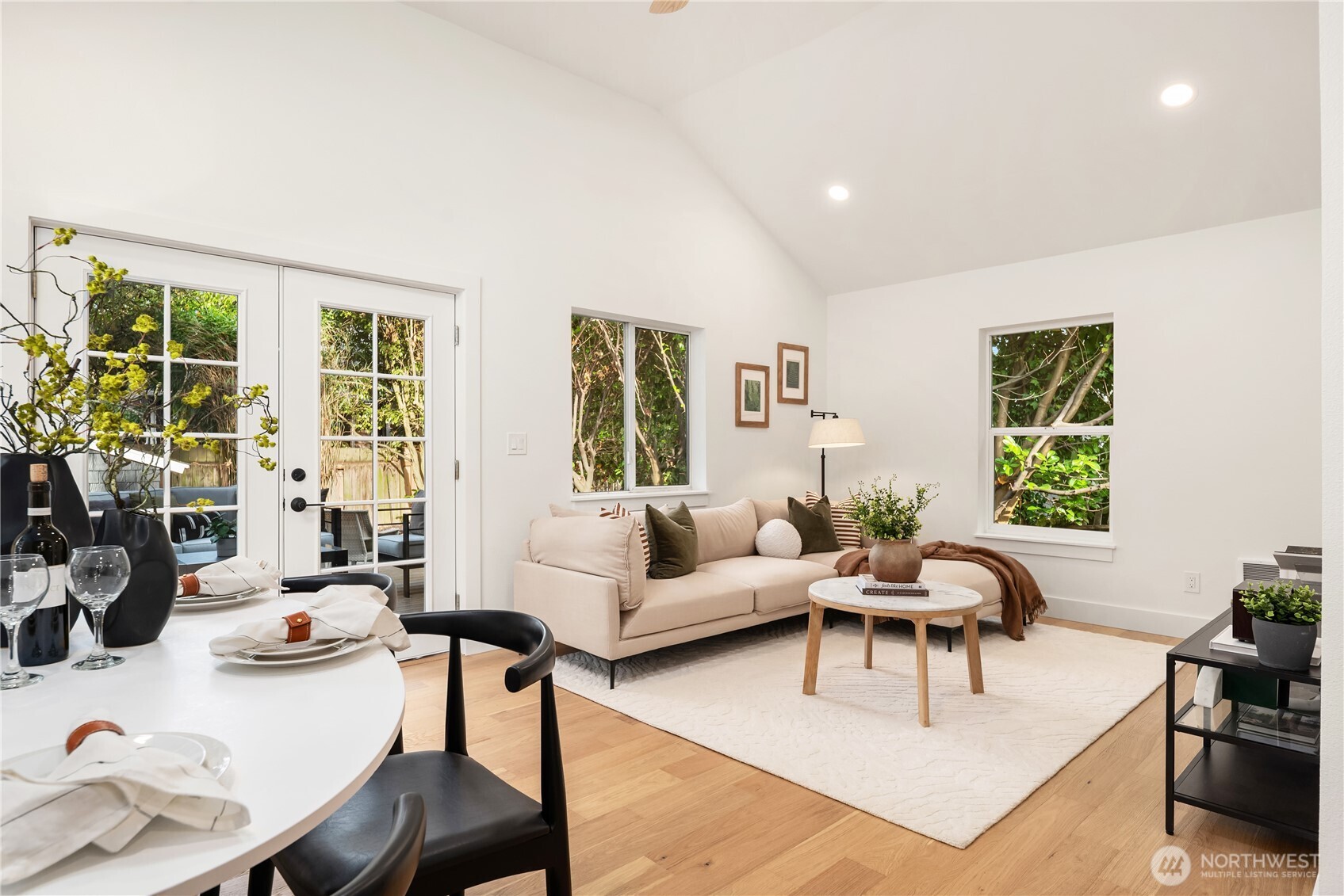 4706 SW Othello Street